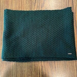 LL Bean Women’s Wicked Cozy Knit Scarf